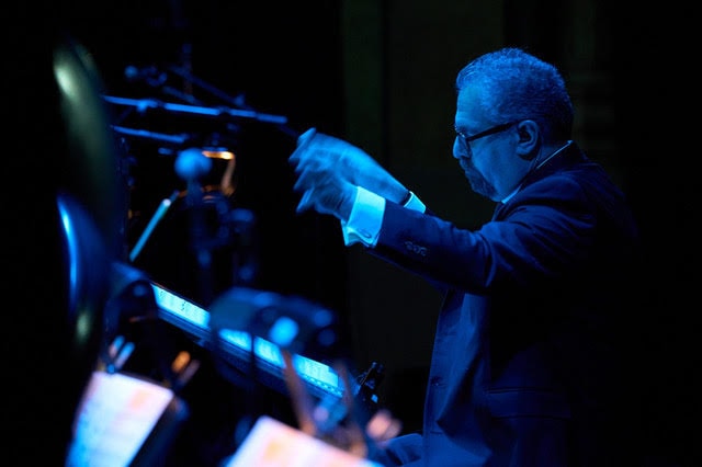 Andy Farber conducting, close-up